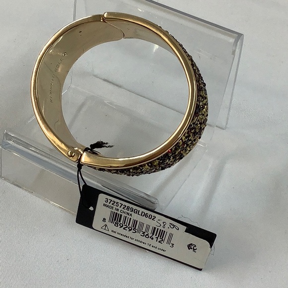 NWT- Kenneth Cole - Bangle Bracelet - Picture 4 of 4